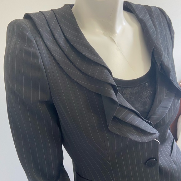 Armani Collezioni suit - Picture 4 of 11